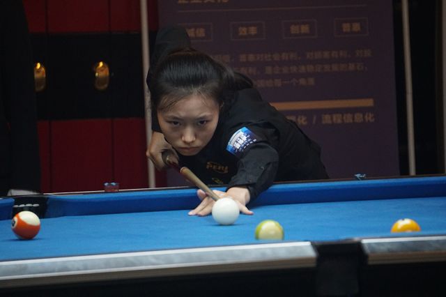 前锋表现尤 前锋表现尤