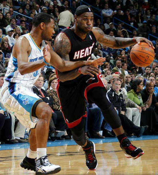 以德容为核 以德容为核